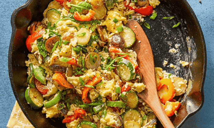 Scrambled eggs for dinner - Why not for a healthy weight loss meal?